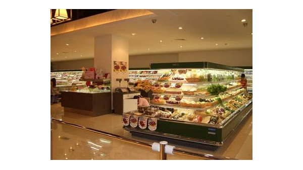 在大型超市中，亞克力展示架展示產(chǎn)品有什么優(yōu)勢(shì)？